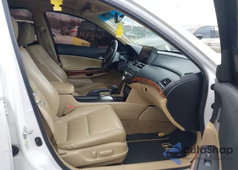 2011 Honda Accord 3.5 Ex-L from USA, damaged, VIN 1HGCP3F80BA030007